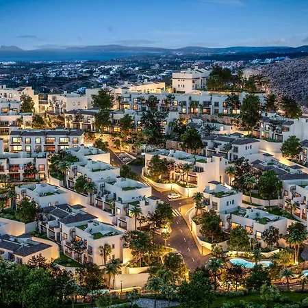 شقة Costa Del Sol -luxury -6 Pools- - Sea Views 112 *