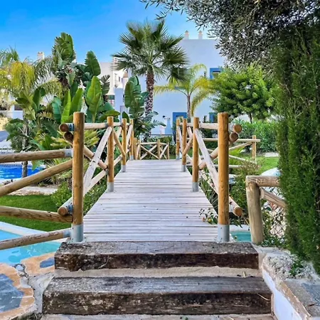 Costa Del Sol -luxury -6 Pools- - Sea Views 112 Апартаменти Естепона